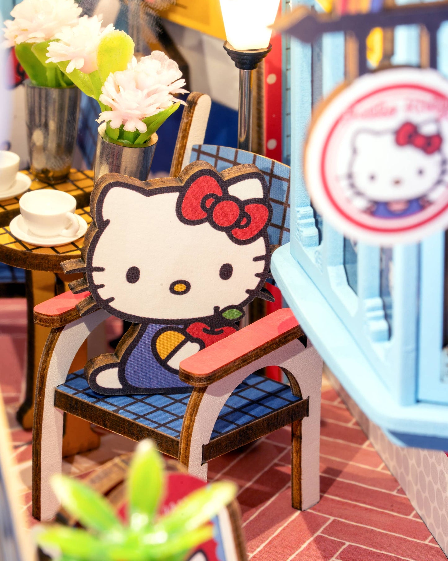 Hello Kitty® Square - DIY Shelving Kit