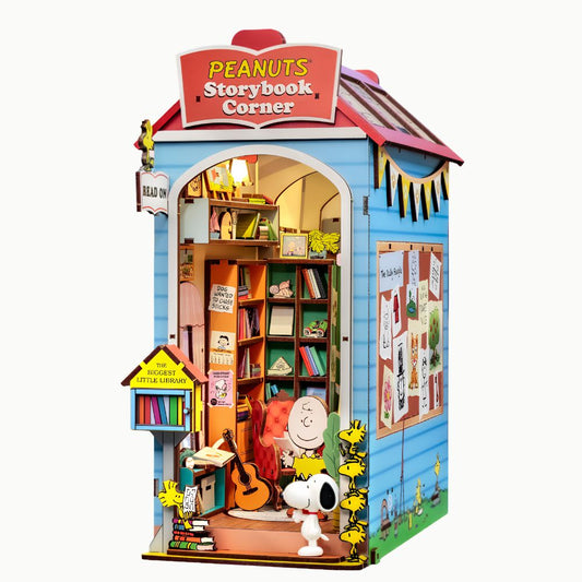 Peanuts Story Corner - DIY Bookshelf Diorama Kit